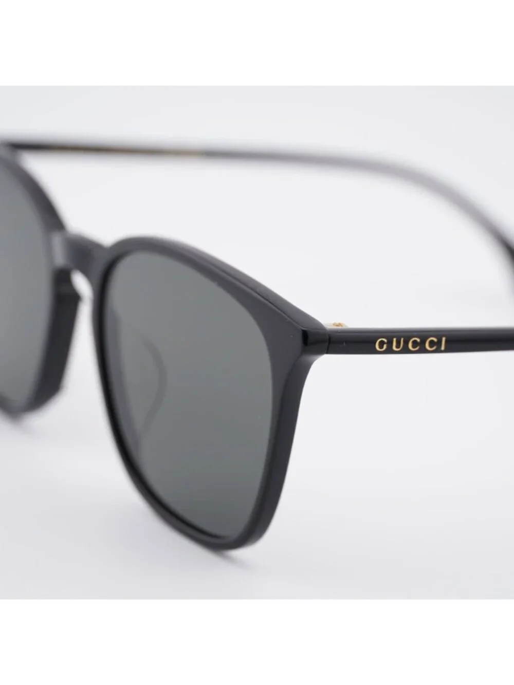 Gucci GG0547SK 001 Sunglasses Black Square Frame, Grey Lenses